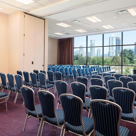 Delta Hotels By Marriott Burnaby Conference Centre Extérieur photo